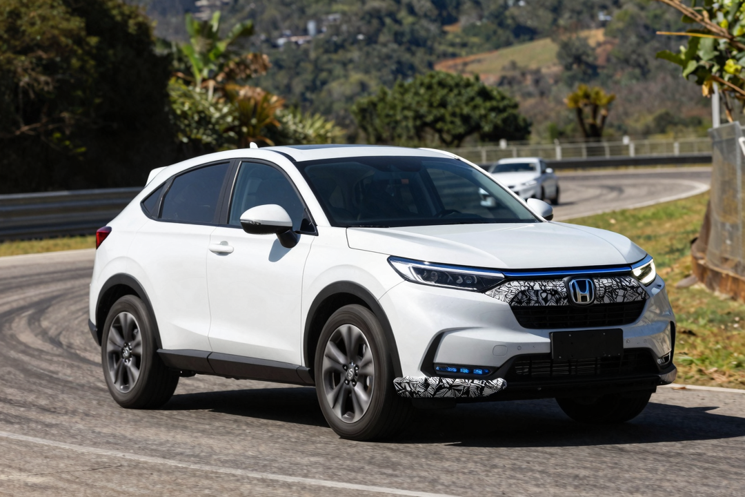 Flagra Revela Novo Honda HR-V Híbrido em Testes; Estreia no Brasil em 2025?