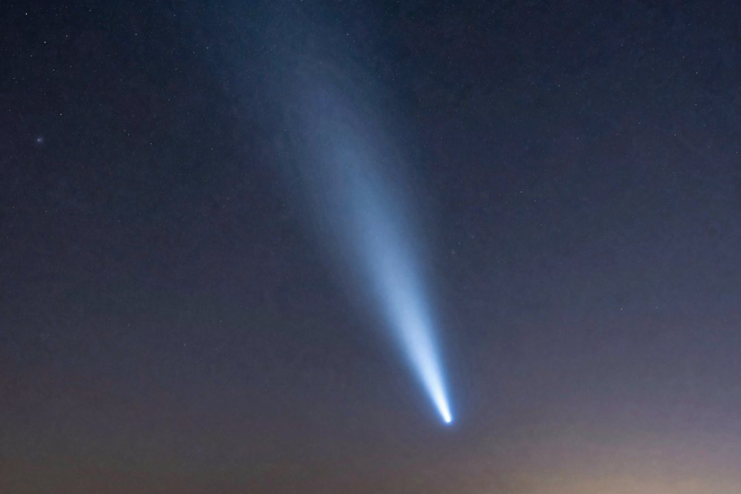 Cometa PanSTARRS brilha mais que estrelas e é visível no início de maio
