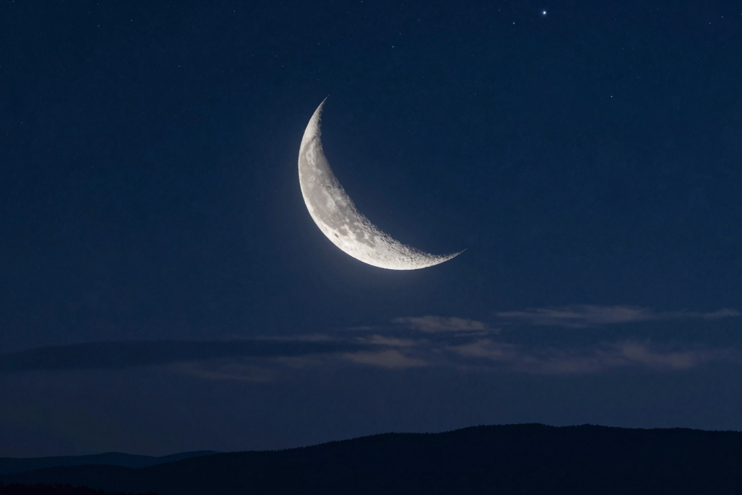 Fase da Lua: Céu de 17 de setembro de 2026 em Lua Crescente