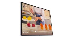 Interface One UI 9 da Samsung exibida em smartphones da linha Galaxy S26