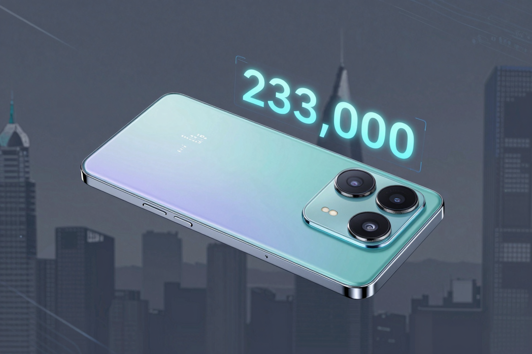 Xiaomi 17 Ultra Atinge 233 Mil Ativações, Próximo ao iQOO 15 Ultra na China